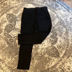 Black pixie pant w split hem